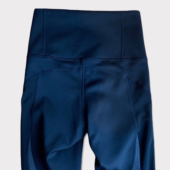 Aurum High Rise 3/4 Leggings in Black/Charcoal Grey & Black Mesh Size Petite (2) - Picture 3 of 13